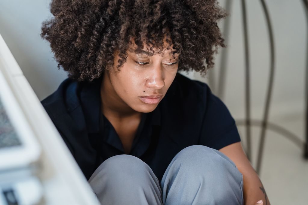 worrying woman - Which Rehab